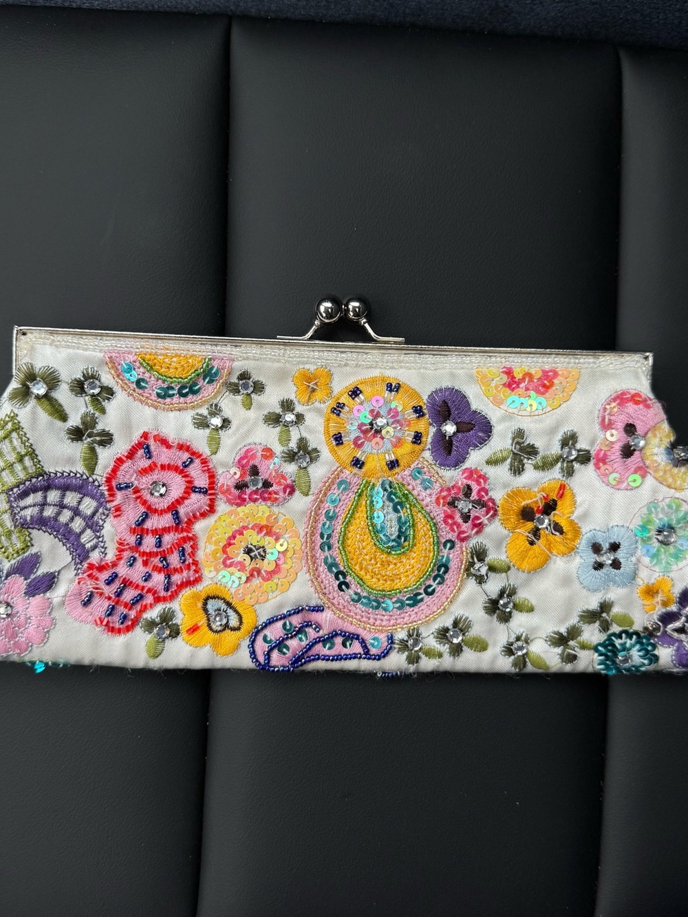 Embroidered White Floral Beaded Kisslock Clutch - Multicolor Bridal